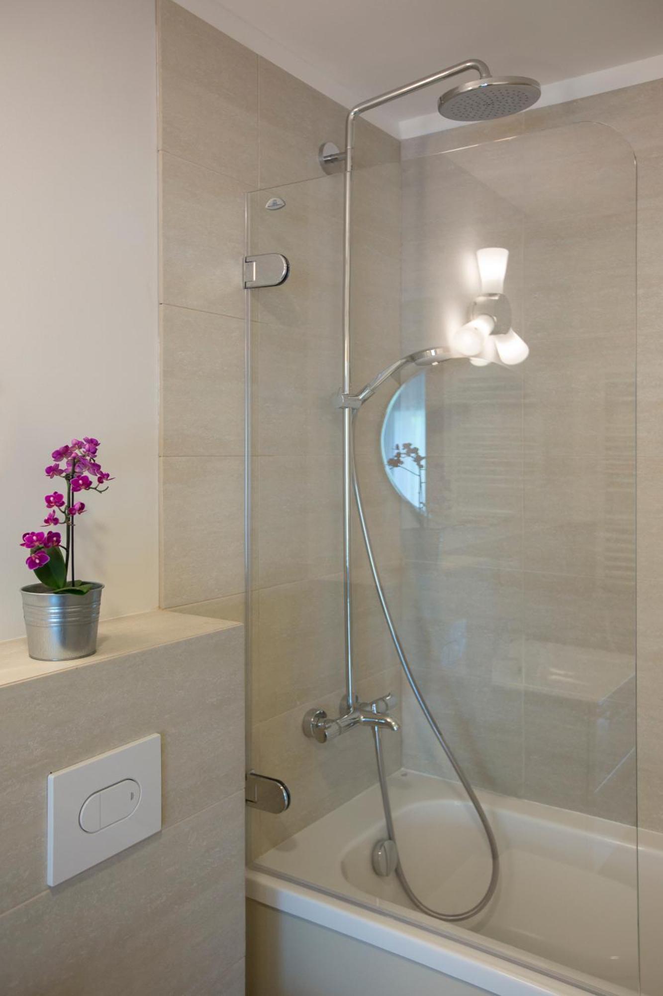 Forrest Apartments Vilnius Rum bild